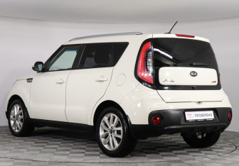 Подержанный автомобиль Kia Soul 2017 года (7 фото)