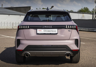 Подержанный автомобиль Lynk&Co 06 2023 года (6 фото)