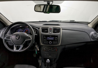 Подержанный автомобиль Renault Logan Sedan 2019 года (21 фото)