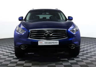 Подержанный автомобиль Infiniti QX70 2017 года (2 фото)