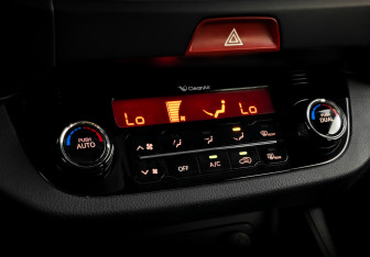 Подержанный автомобиль Kia Sportage 2011 года (25 фото)