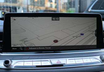 Подержанный автомобиль Kia K900 2019 года (19 фото)