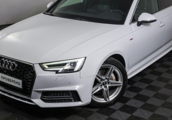 Подержанный автомобиль Audi A4 Sedan 2018 года (22 фото)
