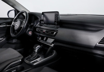 Подержанный автомобиль Kia Seltos 2020 года (9 фото)