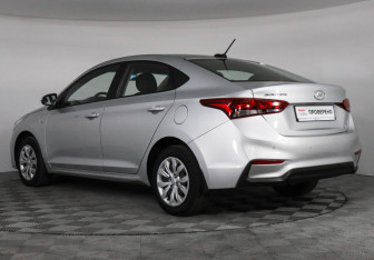 Подержанный автомобиль Hyundai Solaris Sedan 2017 года (7 фото)