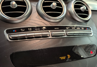 Подержанный автомобиль Mercedes-Benz GLC Coupe 2018 года (25 фото)