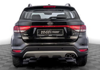 Подержанный автомобиль Kia Rio Hatchback 2020 года (6 фото)