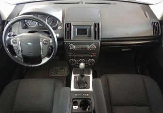 Подержанный автомобиль Land Rover Freelander 2014 года (9 фото)