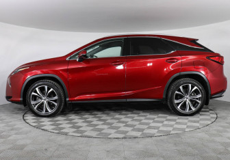 Подержанный автомобиль Lexus RX 2019 года (8 фото)