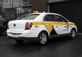 Подержанный автомобиль Ravon R4 2018 года (5 фото)