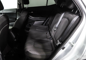 Подержанный автомобиль Hyundai Creta 2021 года (15 фото)