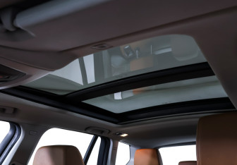 Подержанный автомобиль BMW X3 2017 года (14 фото)