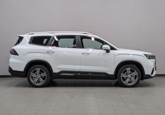 Новый Geely Okavango 2026 (4 фото)