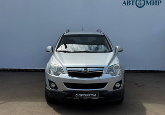 Подержанный автомобиль Opel Antara 2012 года (2 фото)