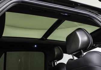 Подержанный автомобиль Geely Monjaro 2025 года (19 фото)