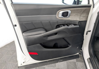 Подержанный автомобиль Kia Sorento 2021 года (19 фото)