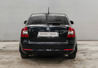 Подержанный автомобиль Skoda Octavia Liftback 2013 года (6 фото)
