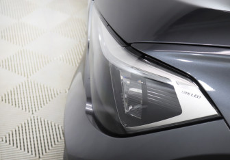 Подержанный автомобиль BMW X1 2022 года (19 фото)