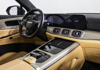 Подержанный автомобиль Jaecoo J8 2024 года (9 фото)