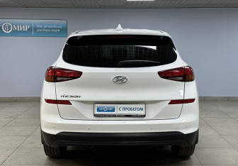 Подержанный автомобиль Hyundai Tucson 2019 года (6 фото)