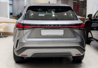 Новый Lexus RX 2025 (4 фото)
