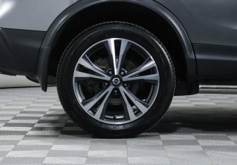Подержанный автомобиль Nissan Qashqai 2020 года (5 фото)