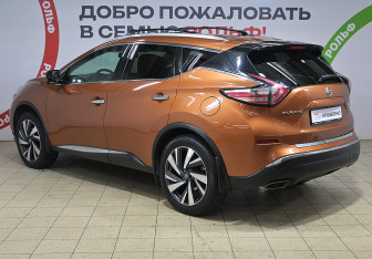 Подержанный автомобиль Nissan Murano Suv 2016 года (7 фото)
