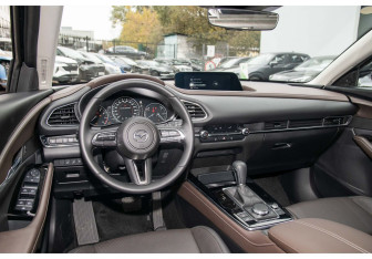 Новый Mazda CX-30 2025 (9 фото)