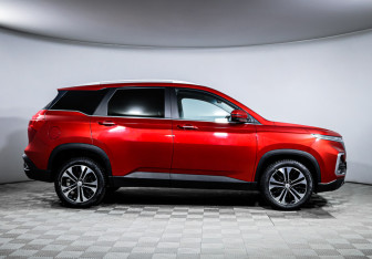 Подержанный автомобиль Chevrolet Captiva 2022 года (4 фото)