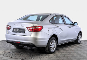 Подержанный автомобиль LADA (ВАЗ) Vesta Sedan 2016 года (5 фото)
