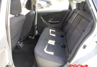 Подержанный автомобиль Nissan Almera Sedan 2014 года (8 фото)