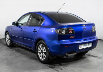 Подержанный автомобиль Mazda 3 Sedan 2006 года (7 фото)