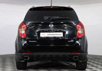 Подержанный автомобиль SsangYong Actyon 2013 года (6 фото)