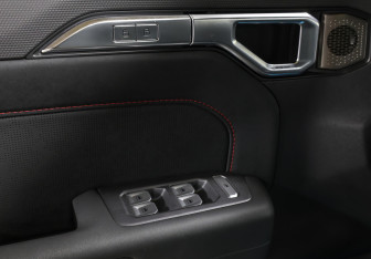 Подержанный автомобиль Jetour T2 2024 года (28 фото)