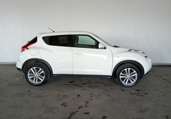 Подержанный автомобиль Nissan Juke 2011 года (7 фото)