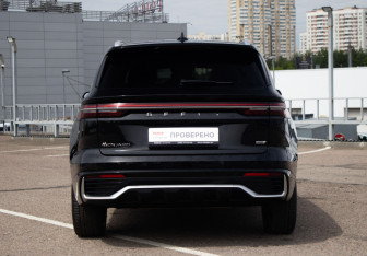Подержанный автомобиль Geely Monjaro 2024 года (6 фото)