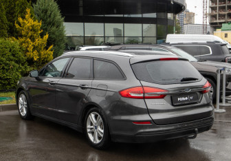 Подержанный автомобиль Ford Mondeo Wagon 2019 года (5 фото)