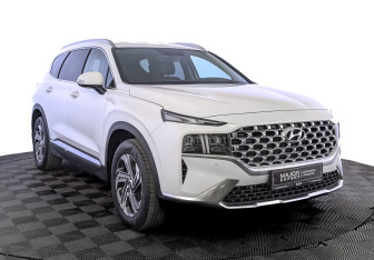 Подержанный автомобиль Hyundai Santa Fe 2021 года (3 фото)