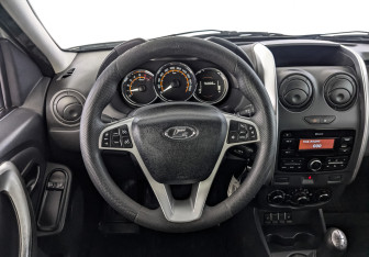 Подержанный автомобиль LADA (ВАЗ) Largus Wagon 2021 года (21 фото)