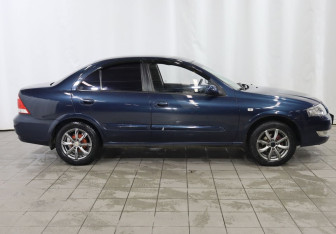 Подержанный автомобиль Nissan Almera Classic 2007 года (6 фото)