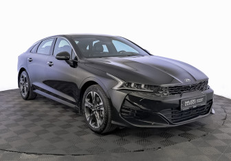 Подержанный автомобиль Kia K5 2021 года (3 фото)