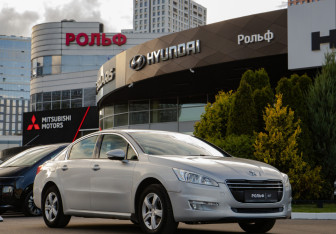 Подержанный автомобиль Peugeot 508 Sedan 2012 года (2 фото)