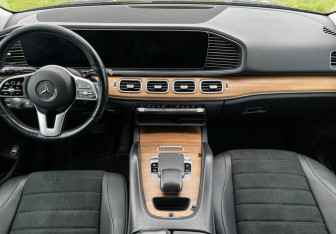 Подержанный автомобиль Mercedes-Benz GLE 2019 года (12 фото)