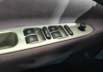 Подержанный автомобиль Vortex Tingo 2012 года (15 фото)