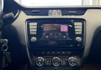Подержанный автомобиль Skoda Octavia Wagon 2014 года (16 фото)