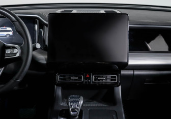 Подержанный автомобиль GAC GS8 2024 года (13 фото)