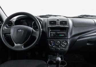 Подержанный автомобиль LADA (ВАЗ) Granta Sedan 2021 года (8 фото)