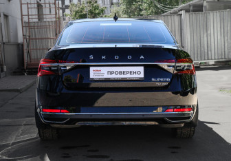 Подержанный автомобиль Skoda Superb Liftback 2024 года (5 фото)