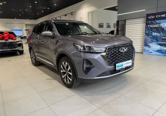 Подержанный автомобиль Chery Tiggo 7 Pro Max 2023 года (3 фото)