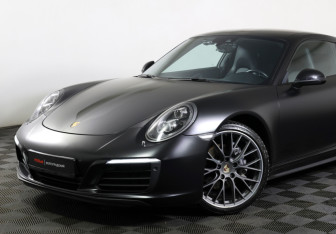 Подержанный автомобиль Porsche 911 Coupe 2016 года (24 фото)